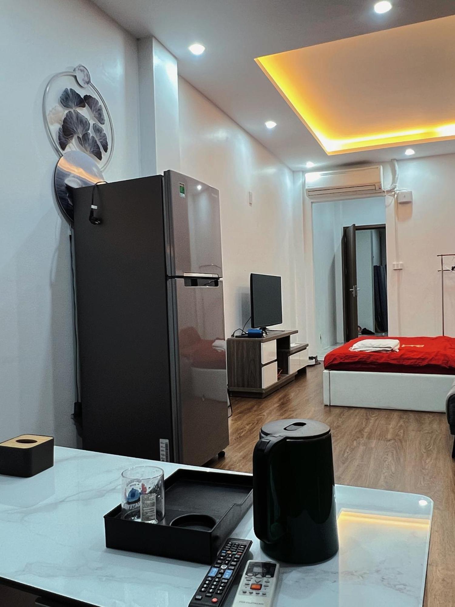 Venus Apartment Kham Thien Hanoi Exteriör bild